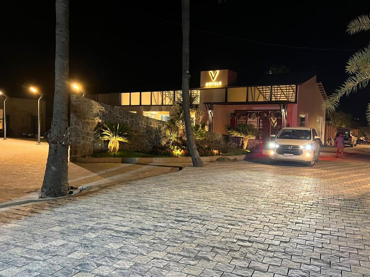V Hotels And Resorts Chirala Esterno foto