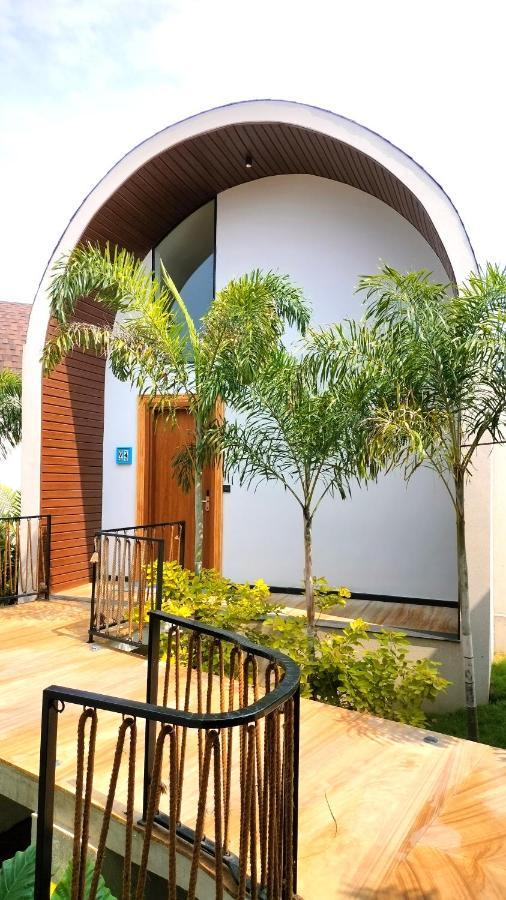 V Hotels And Resorts Chirala Esterno foto