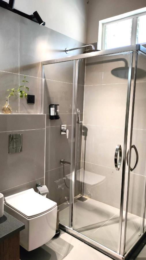 V Hotels And Resorts Chirala Esterno foto