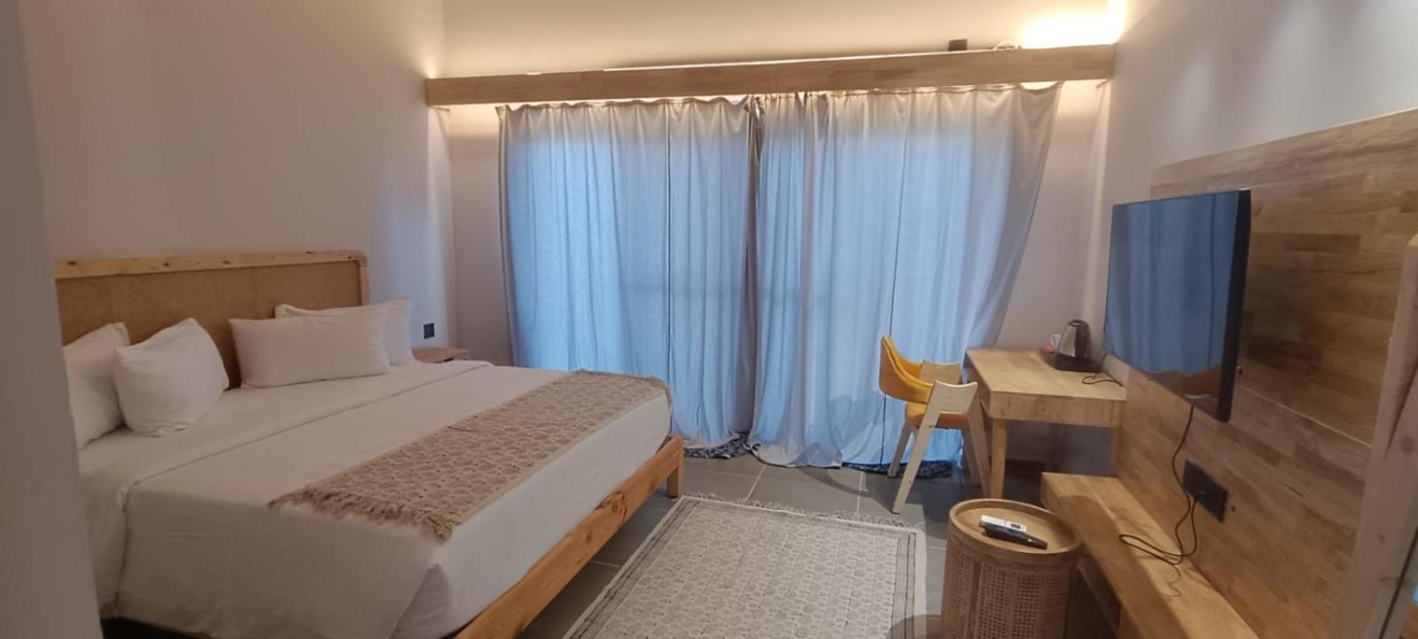 V Hotels And Resorts Chirala Esterno foto