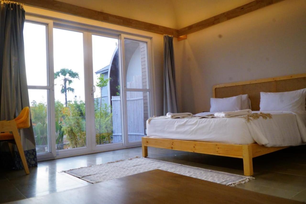 V Hotels And Resorts Chirala Esterno foto